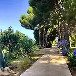 וילה Kubo Sea Views Luxury Escape