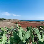 Villa Kubo Sea Views Luxury Escape *