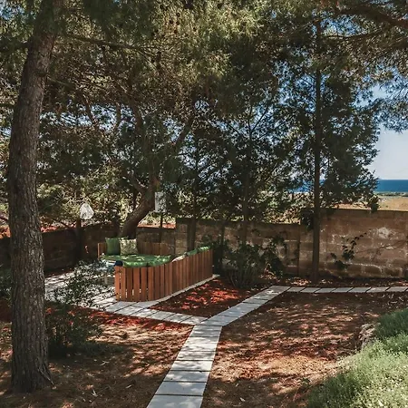 וילה Kubo Sea Views Luxury Escape
