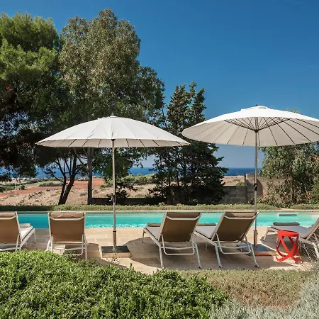 Kubo Sea Views Luxury Escape Villa