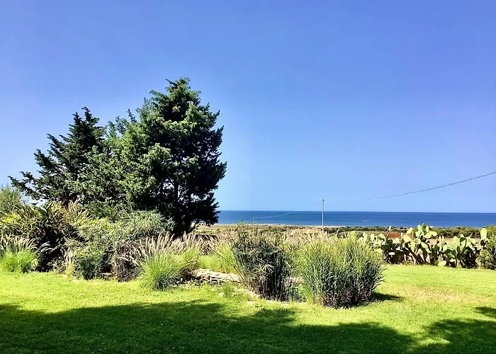 Kubo Sea Views Luxury Escape فيلة ليتشي