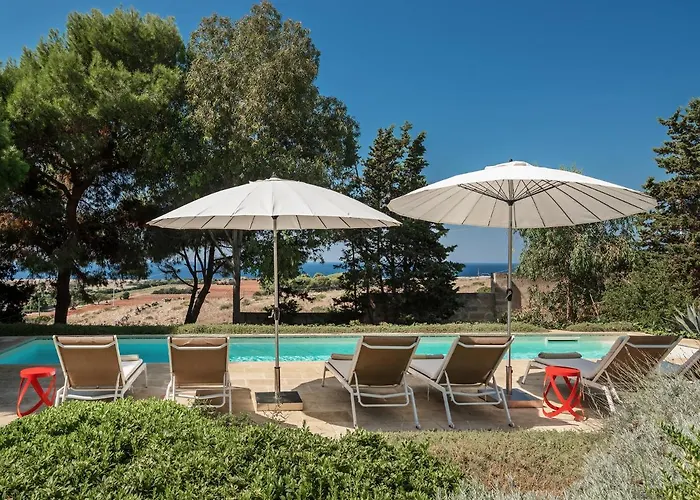 Kubo Sea Views Luxury Escape فيلة