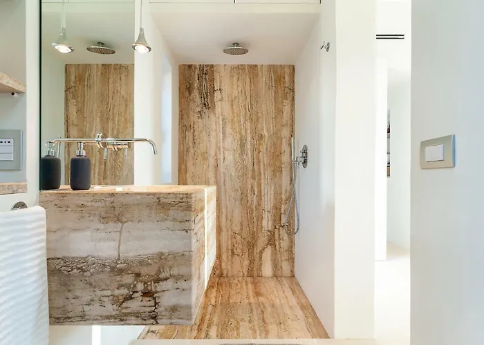 Kubo Sea Views Luxury Escape *