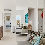 Kubo Sea Views Luxury Escape Vila