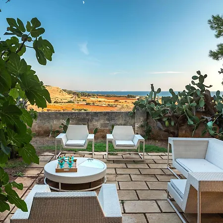 Villa Kubo Sea Views Luxury Escape *