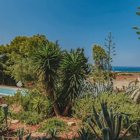 Kubo Sea Views Luxury Escape *