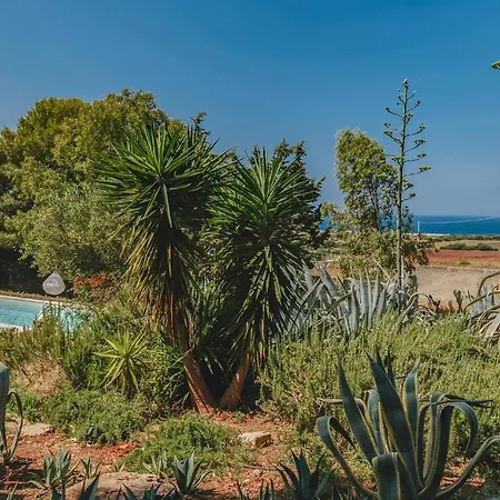 Kubo Sea Views Luxury Escape Villa